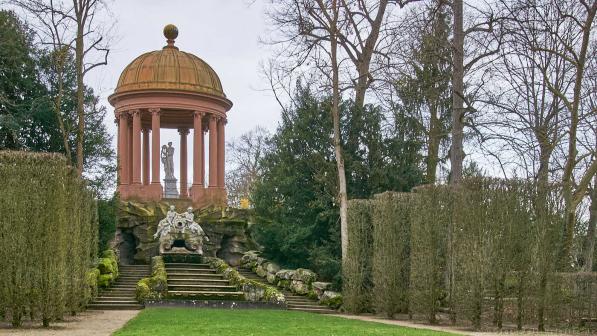 Naturtheater und Apollotempel