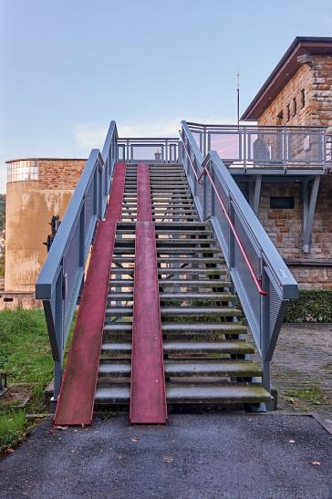Schleuse Neckarzimmern