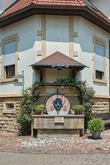 Brunnen
