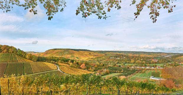 Blick Richtung Eberstadt re. hi./ in der rechten unteren Hälfte die A6