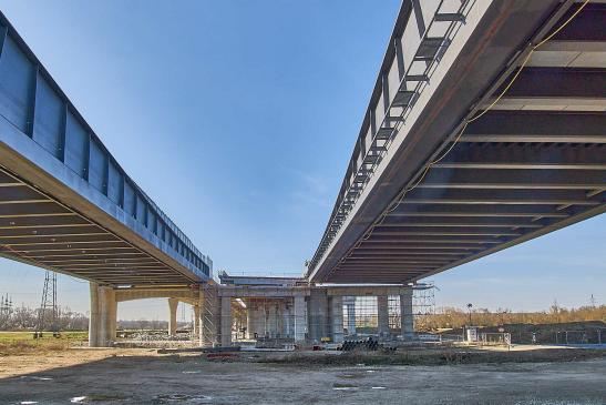 Anschluss zur Vorland- (Beton-) brücke