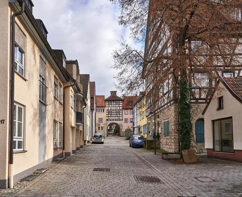 re Seite Komburger Bau