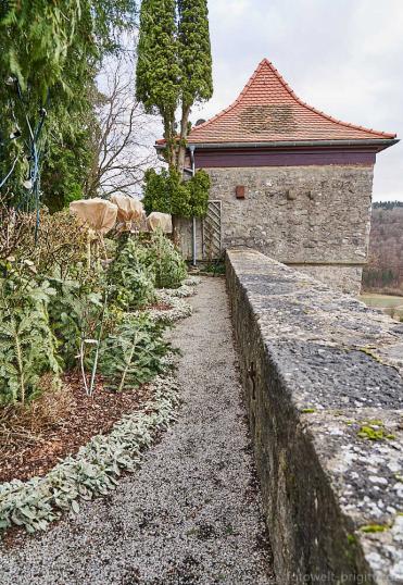 Gartenanlage mit Brigittenturm