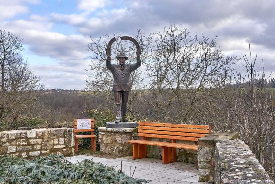 Statue zum 80. Geburtstag Prof. Dr. Wolfgang Freiher z. Stetten (2021)