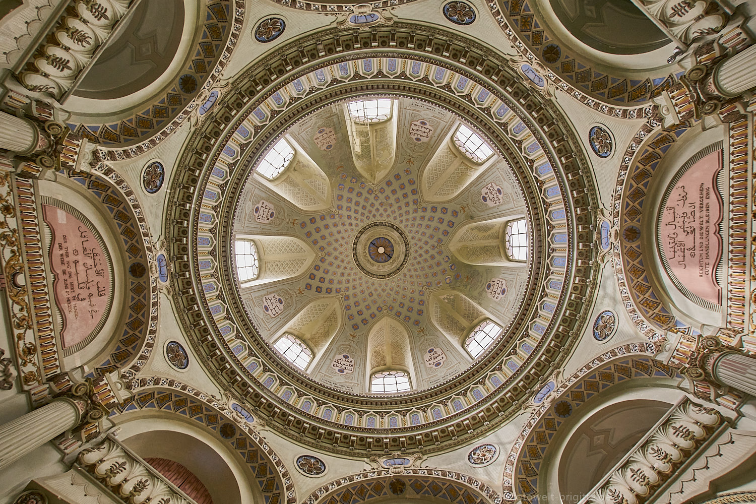Kuppel der Gartenmoschee