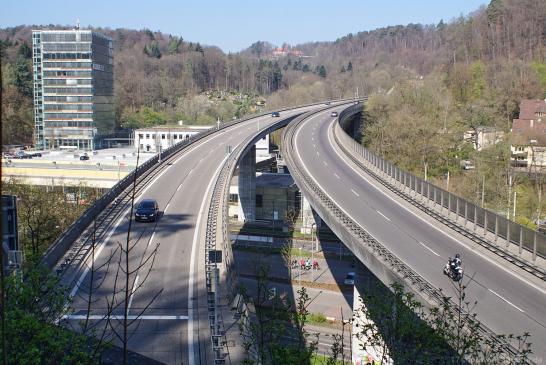 B14 Nesenbachtalbrücke