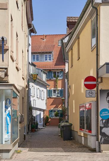 Blick von der Hauptstrasse