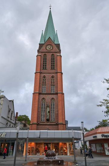 Kirche im Kommerz (St. Bonifatius)