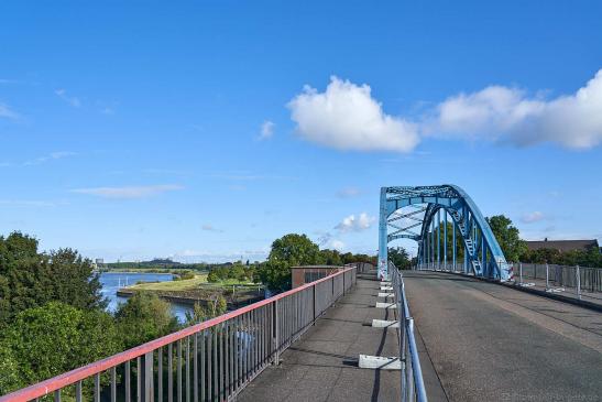 Brücke über Vinckekanal