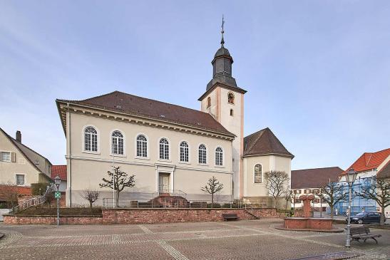 ev. Kirche