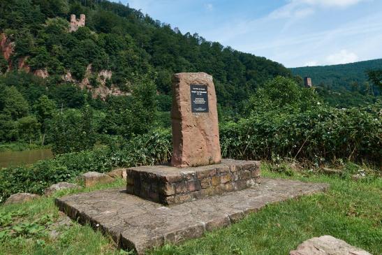 Schwalbennenst, Hinterburg