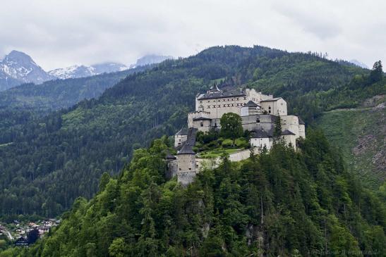 gegenüber der Eisriesenwelt