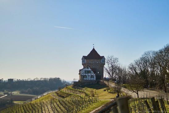 Burg Wildeck und hi.li. ist die Burgruine Helfenberg zu erahnen